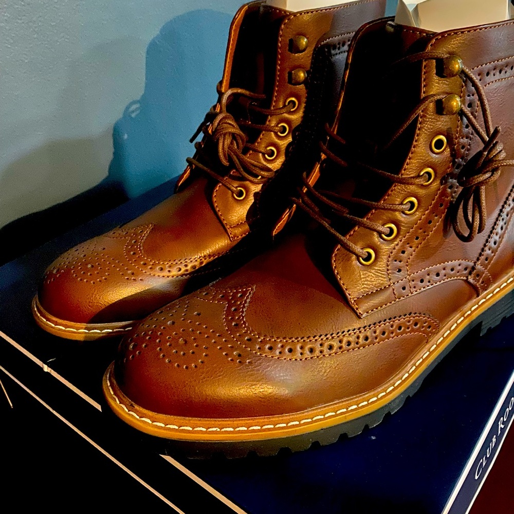 Club Room Mens Sawyer Wingtip Boots NIB 10.5